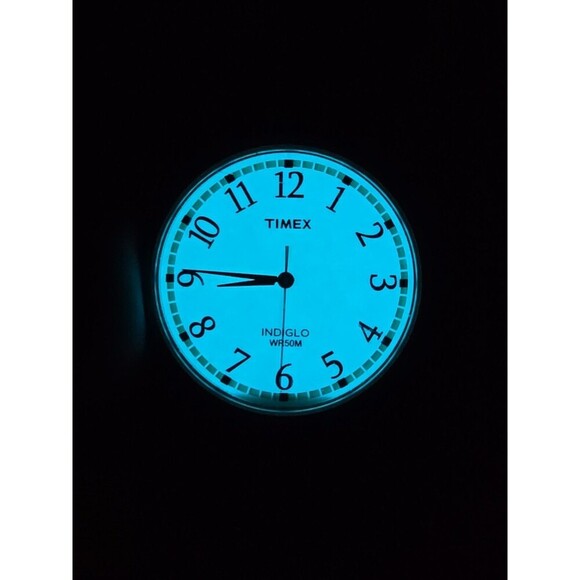 Timex Easy Reader Indiglo Gold Tone 35mm Quartz Watch Leather New Battery WR 30M - Picture 10 of 13